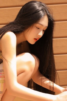 花蝴蝶与野玫瑰